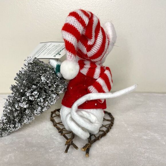 Annalee Mouse Carrying Christmas Tree Snowshoes 2006 6" New with Tags Holiday - Picture 5 of 9